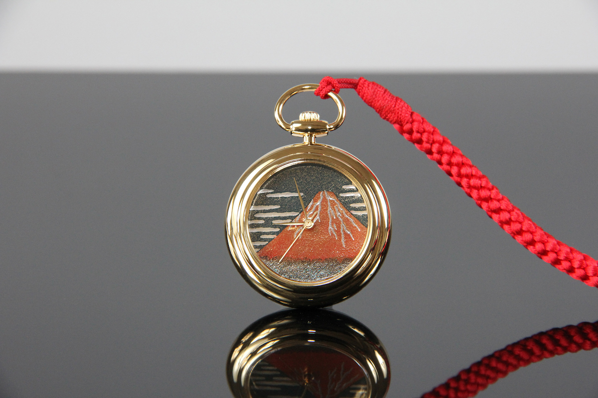 漆蒔絵懐中時計「赤富士 壱」